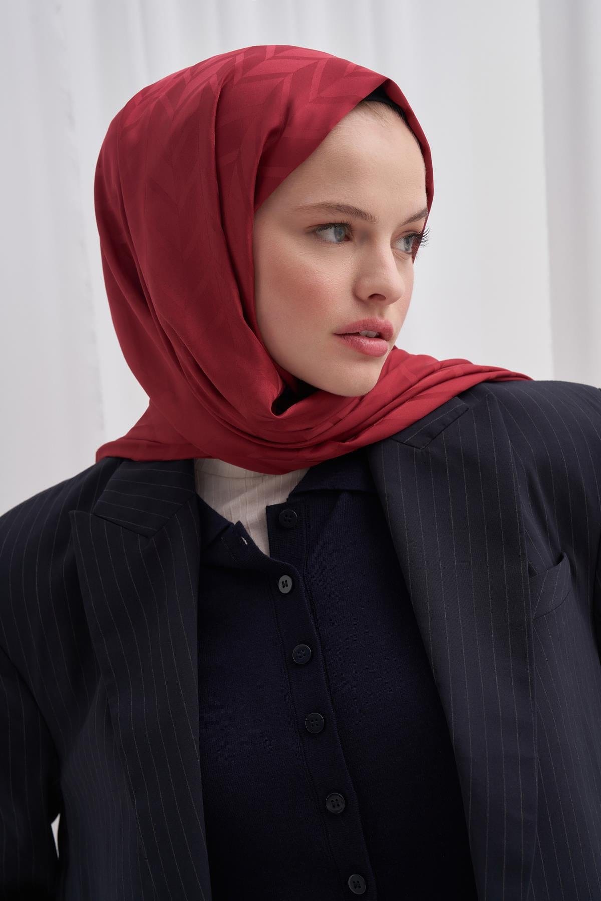 diamond-pattern-cotton-silk-scarf-with-dark-burgundy-2499.jpg