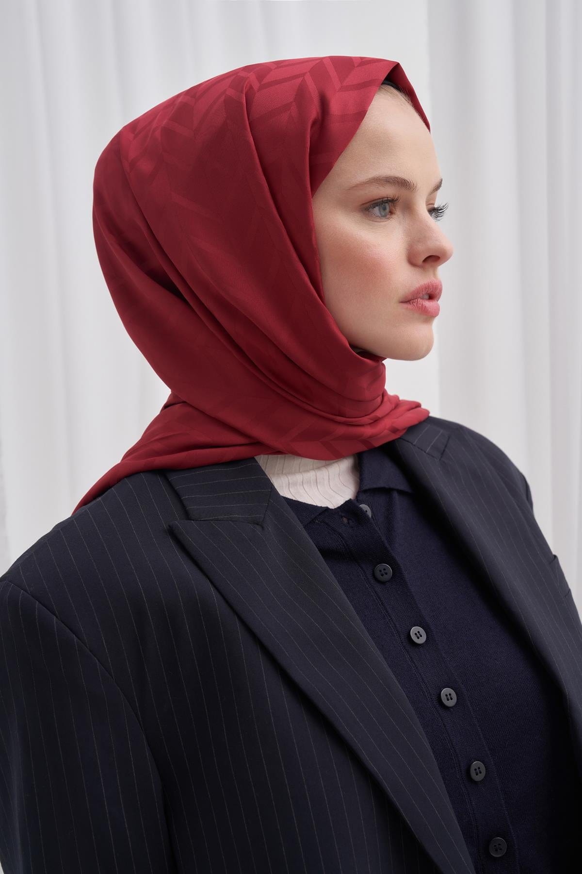 Diamond Pattern Cotton-Silk Scarf with Dark Burgundy