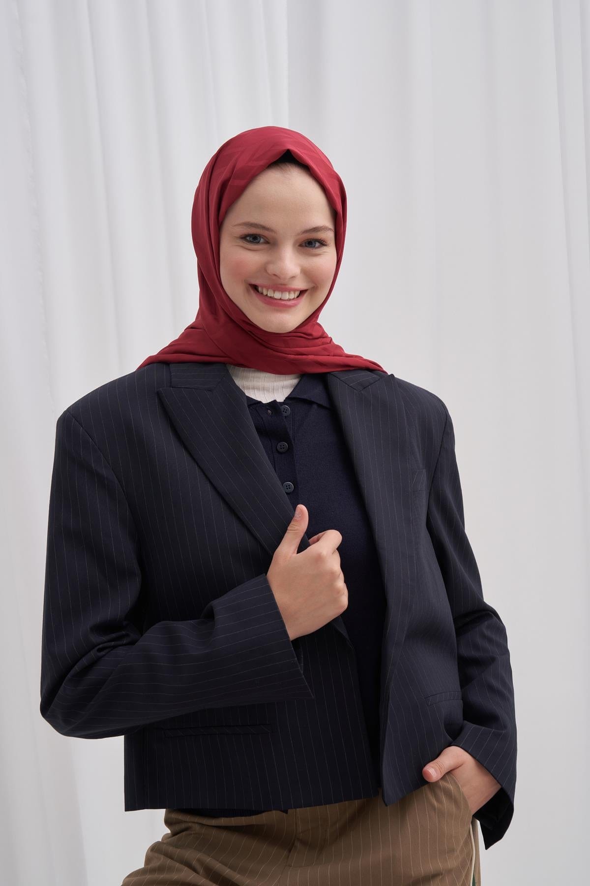 Diamond Pattern Cotton-Silk Scarf with Dark Burgundy