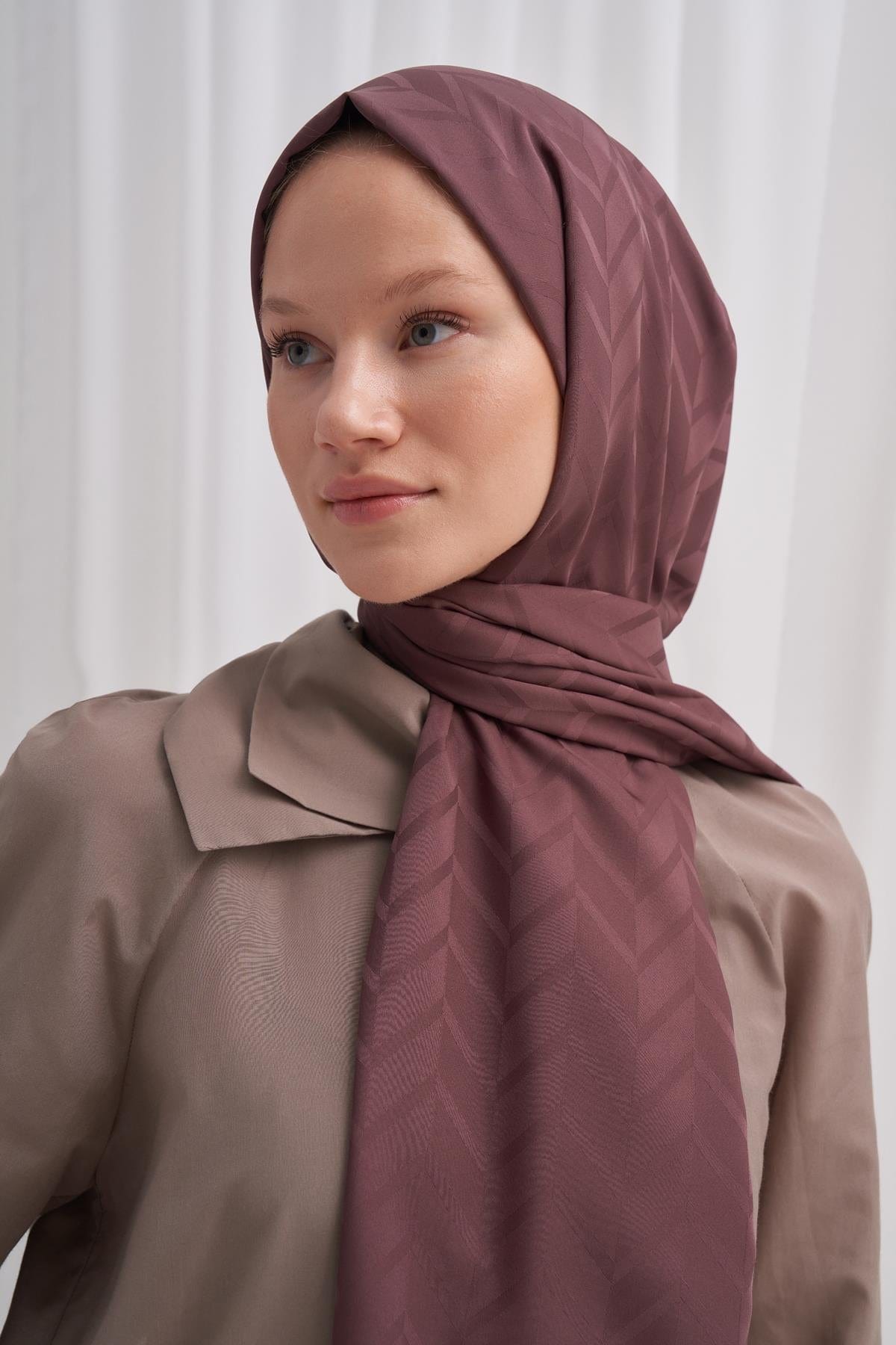 diamond-pattern-cotton-silk-scarf-with-dark-rose-2518.jpg