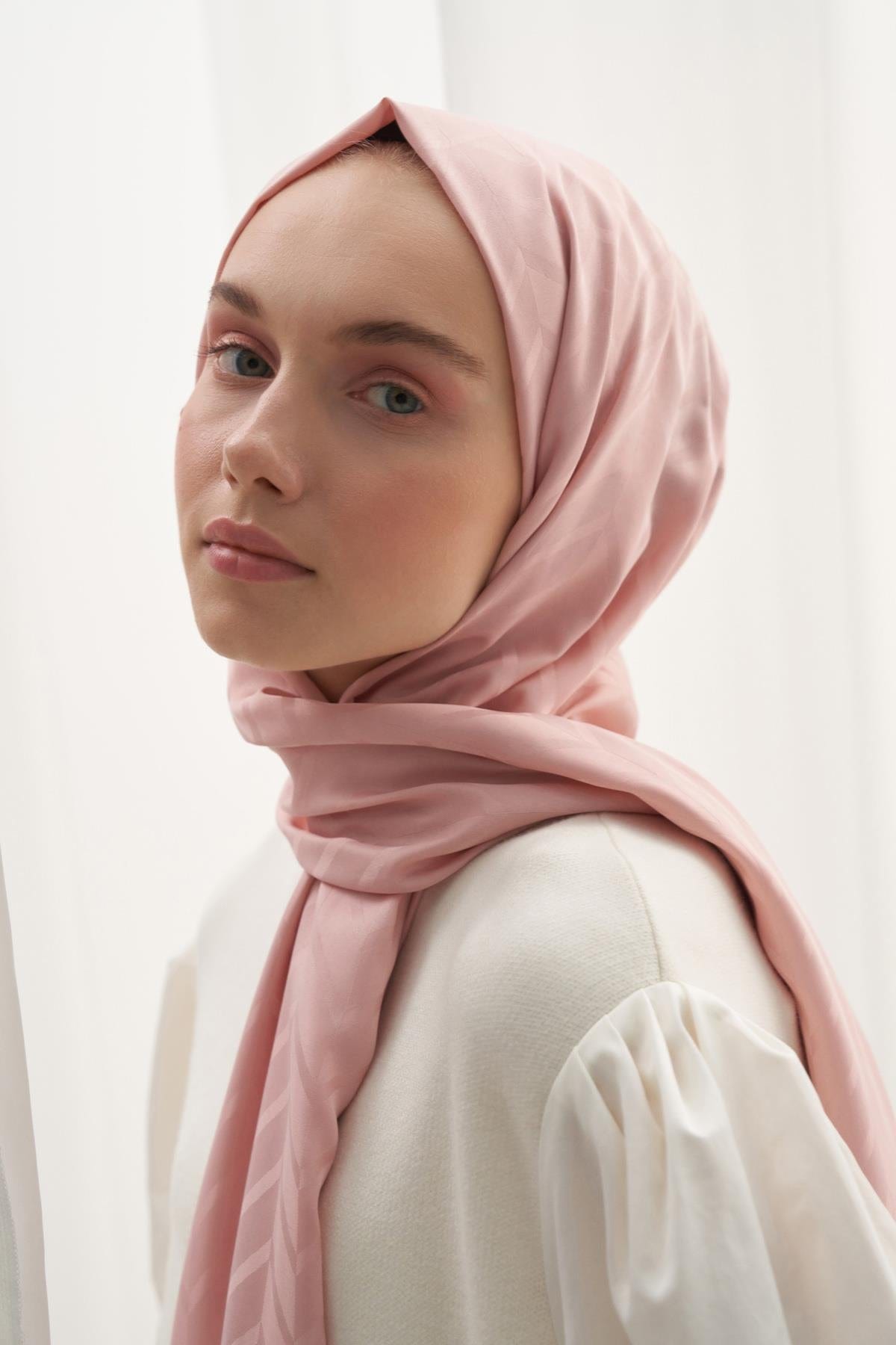 diamond-pattern-cotton-silk-scarf-with-powder-pink-2434.jpg