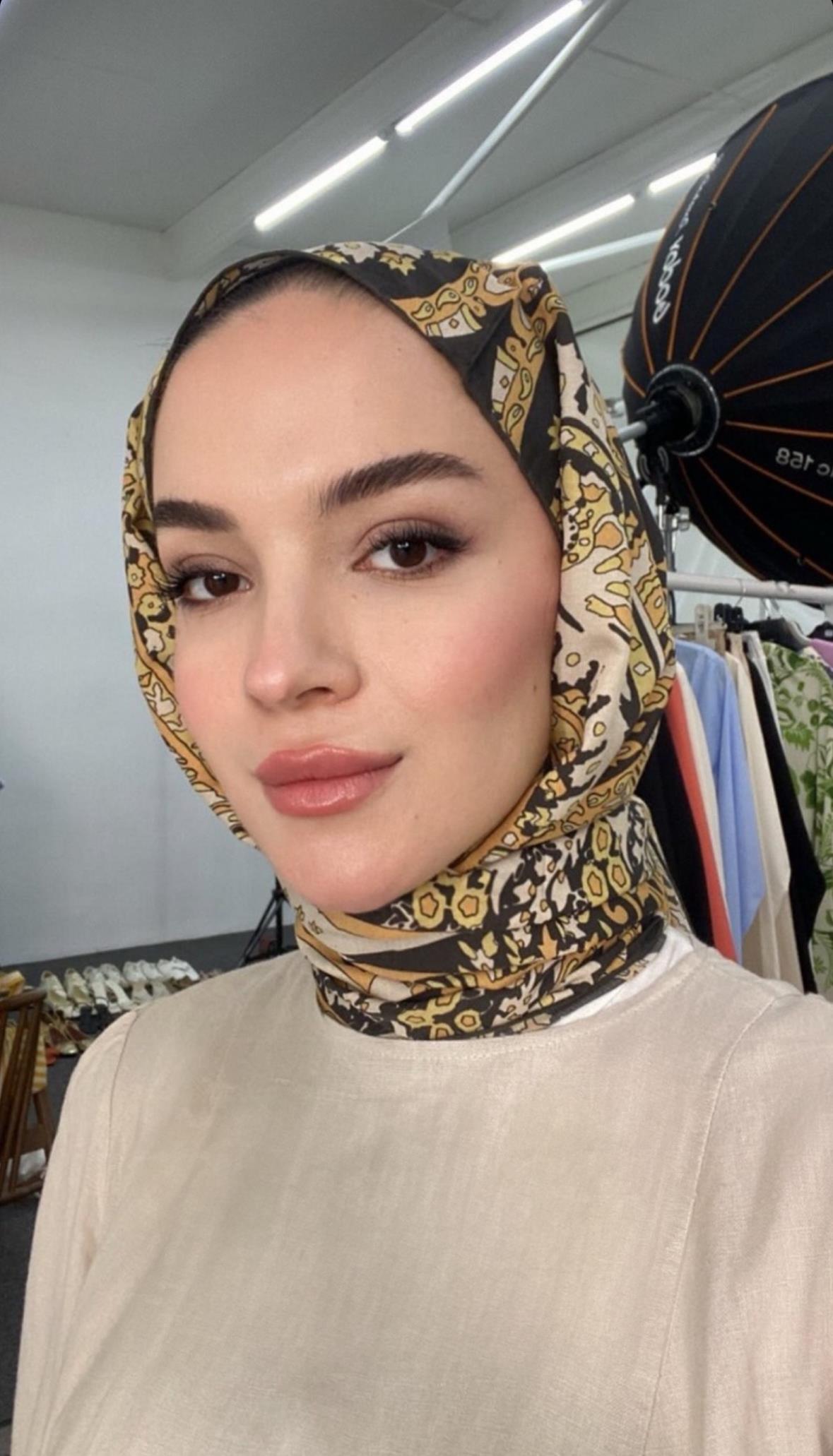 Dilek Kara's Choice Desert Comfy Silk Scarf Brown