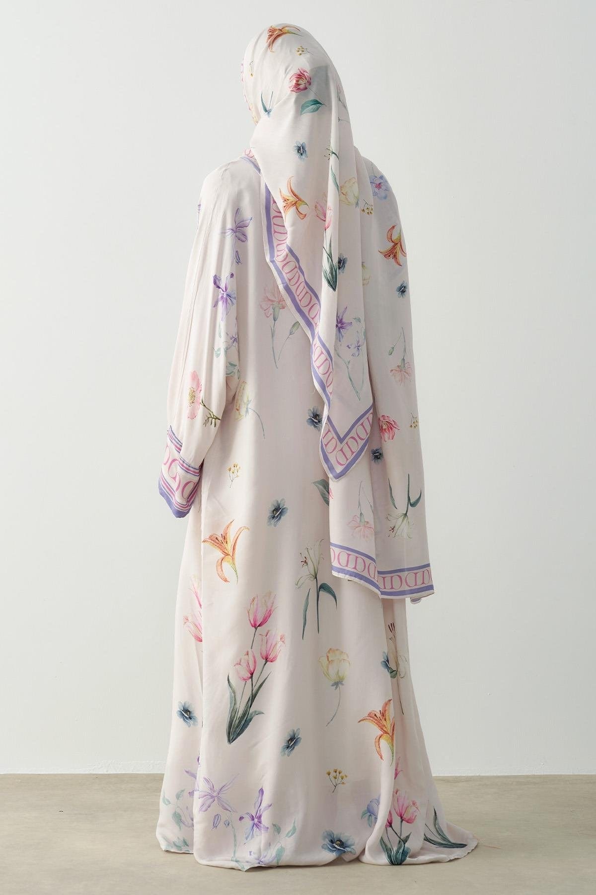 dream-floral-viscose-abaya-cream-1601.jpg