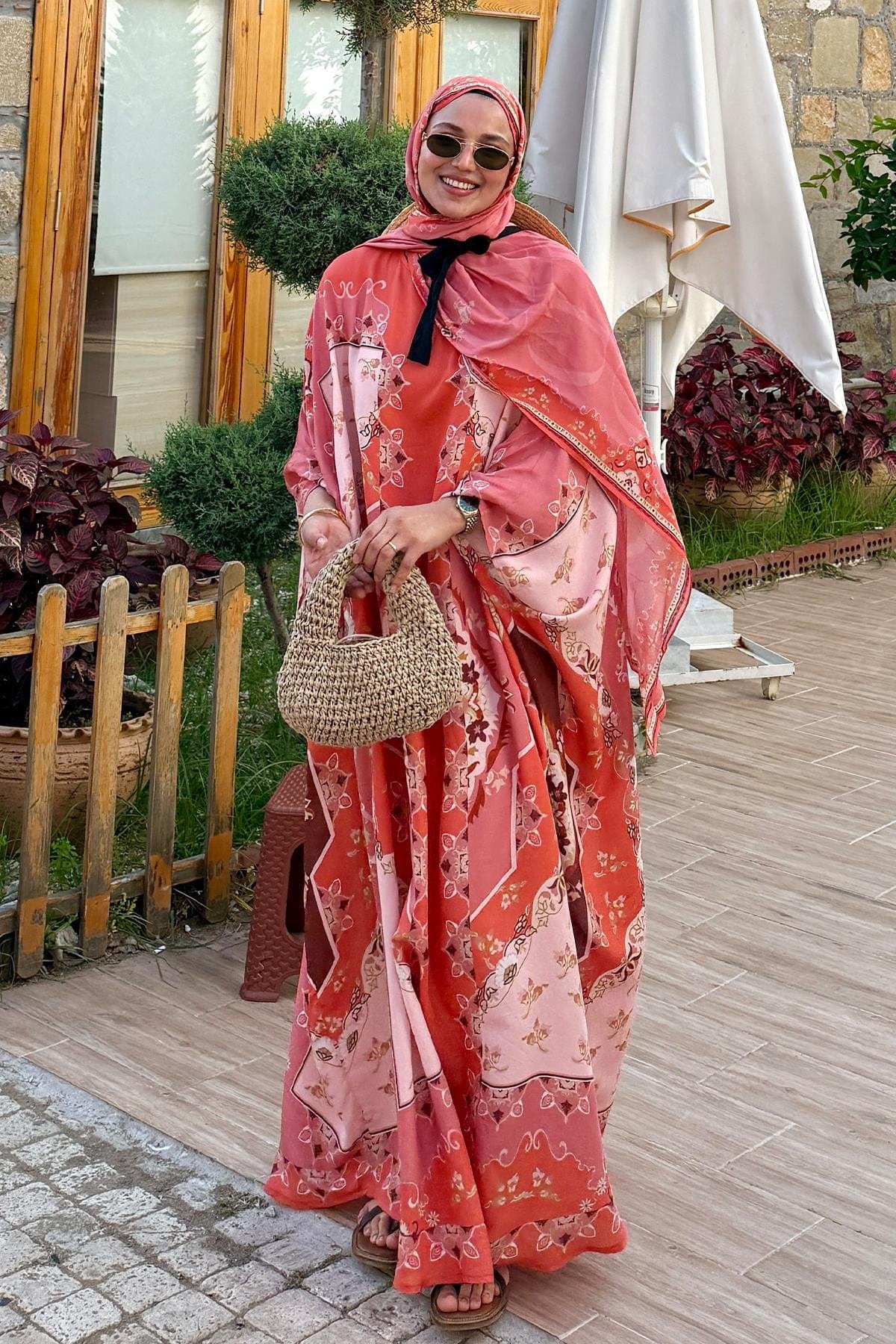 ebru-tuna-s-choice-maknesa-viscose-kaftan-coral-1559.jpg