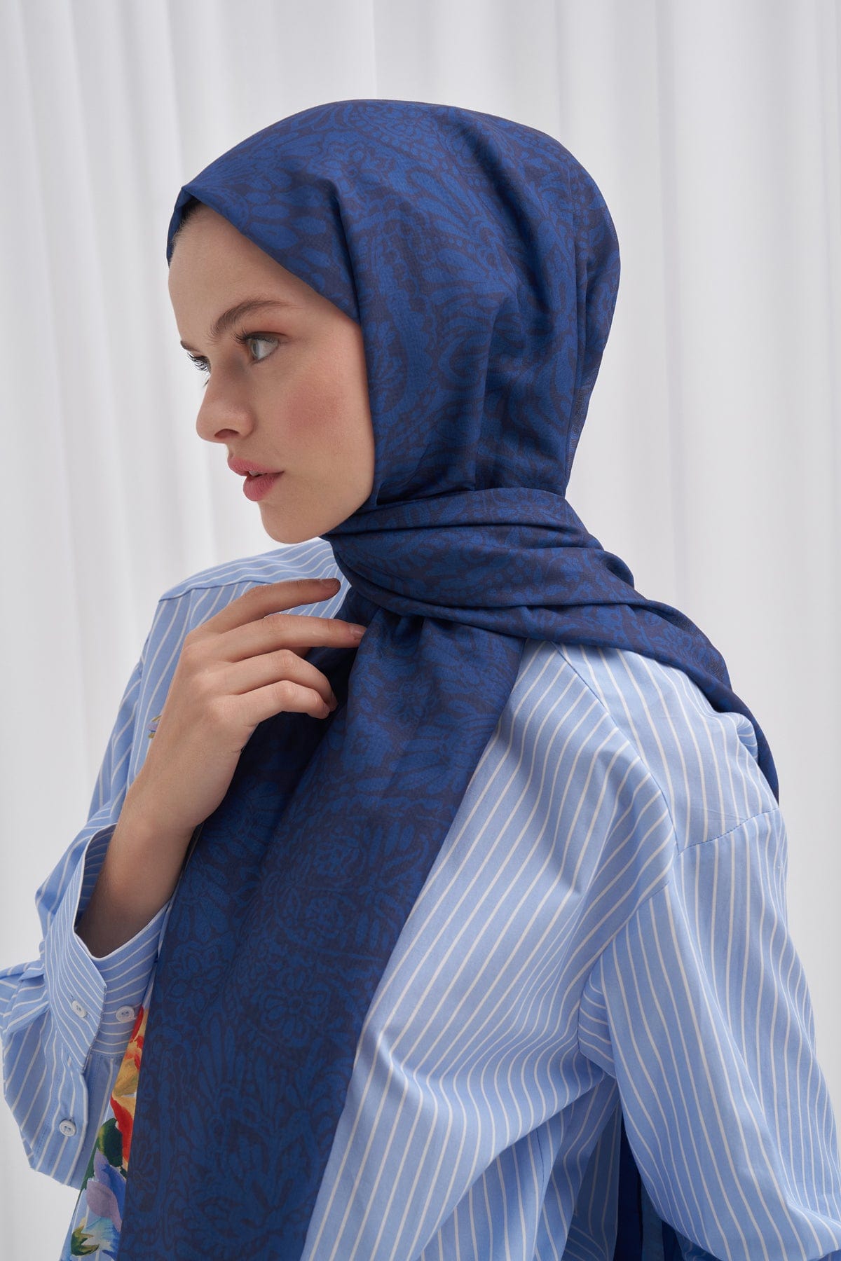 elegance-nilla-cotton-scarf-deep-blue-3176.jpg