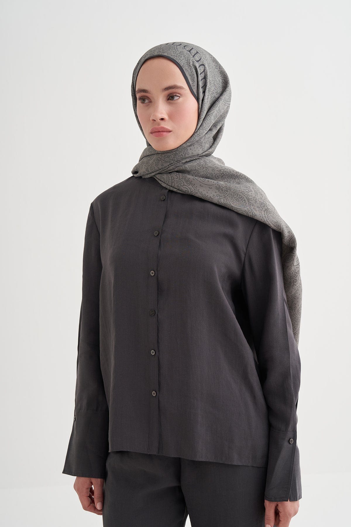 Elenora Monogram Viscose Scarf Gray