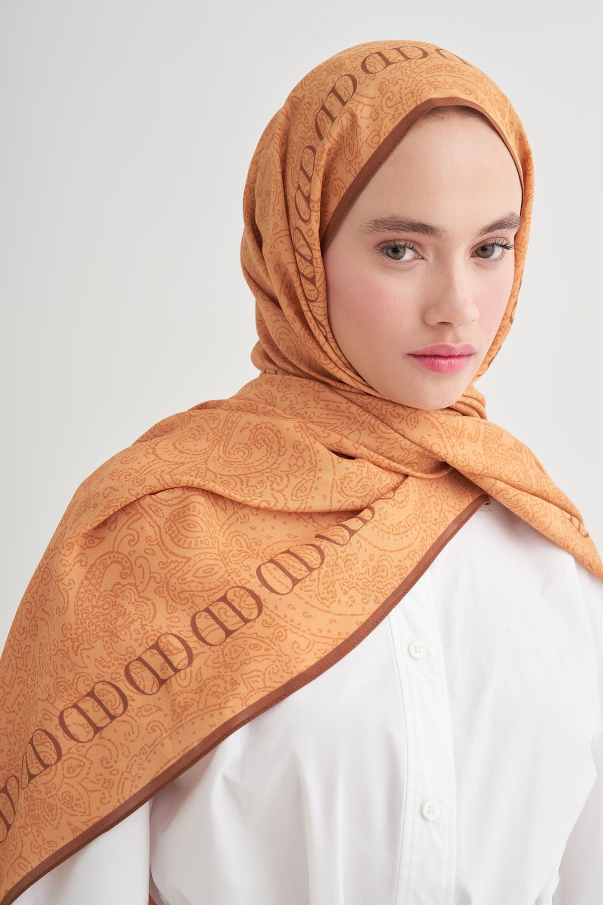 elenora-monogram-viscose-scarf-orange-4079.jpg
