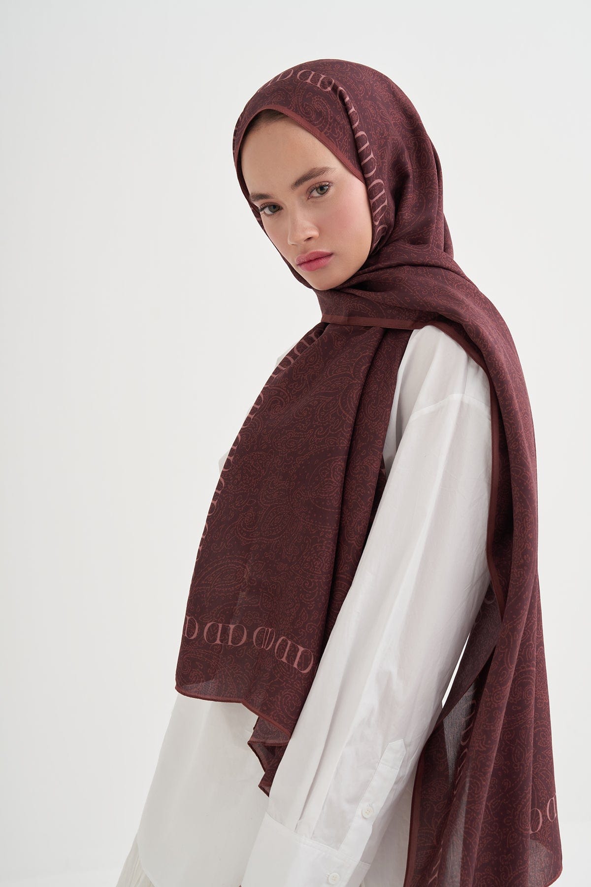 Elenora Monogram Viscose Scarf Reddish
