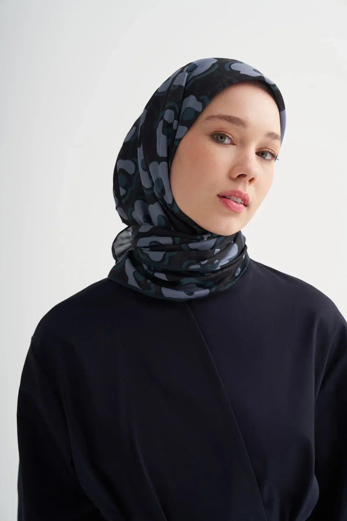 elori-soft-scarf-petrol-blue-4961 - Carell Hijab