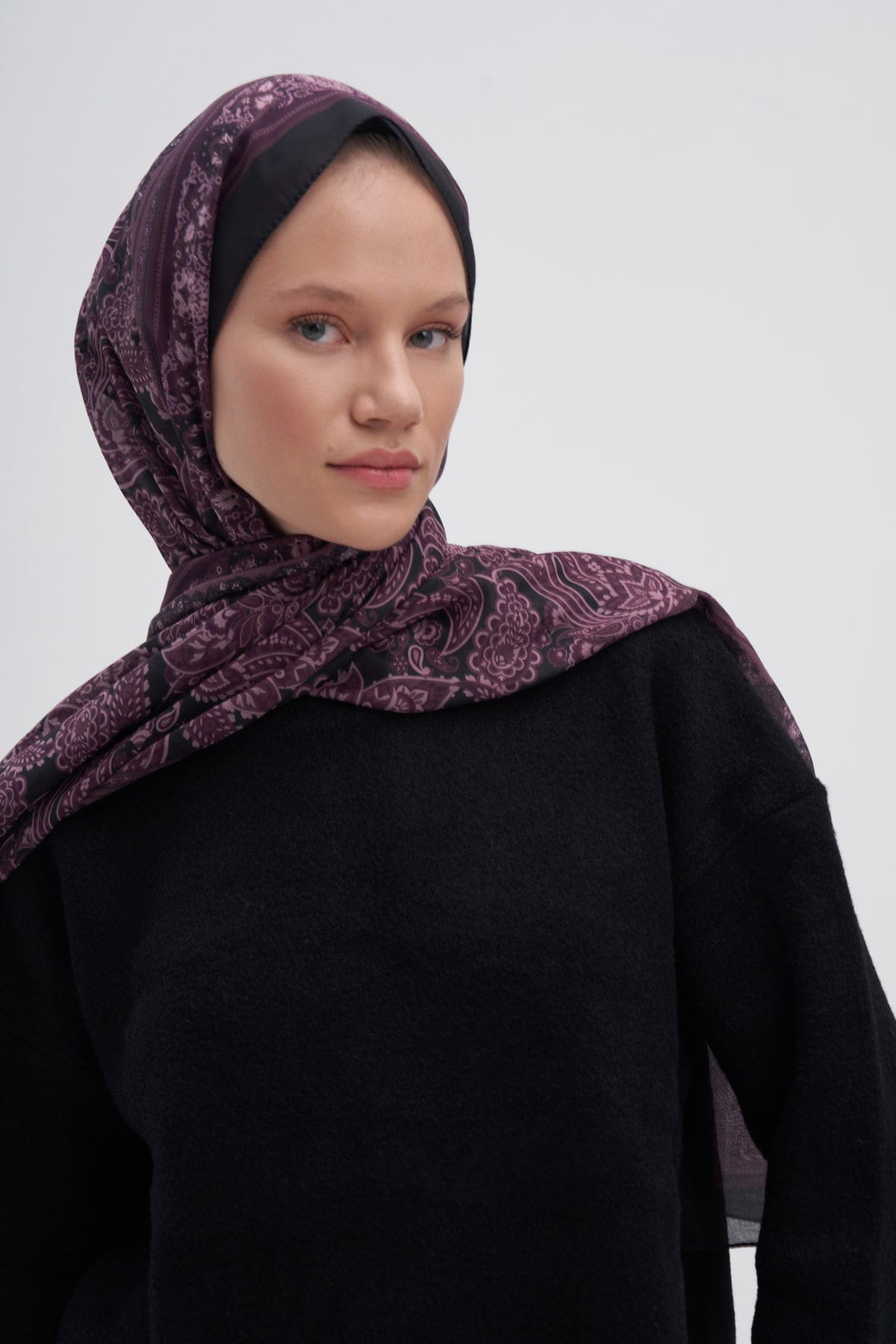 ethnic-nilla-cotton-scarf-reddish-3491.jpg