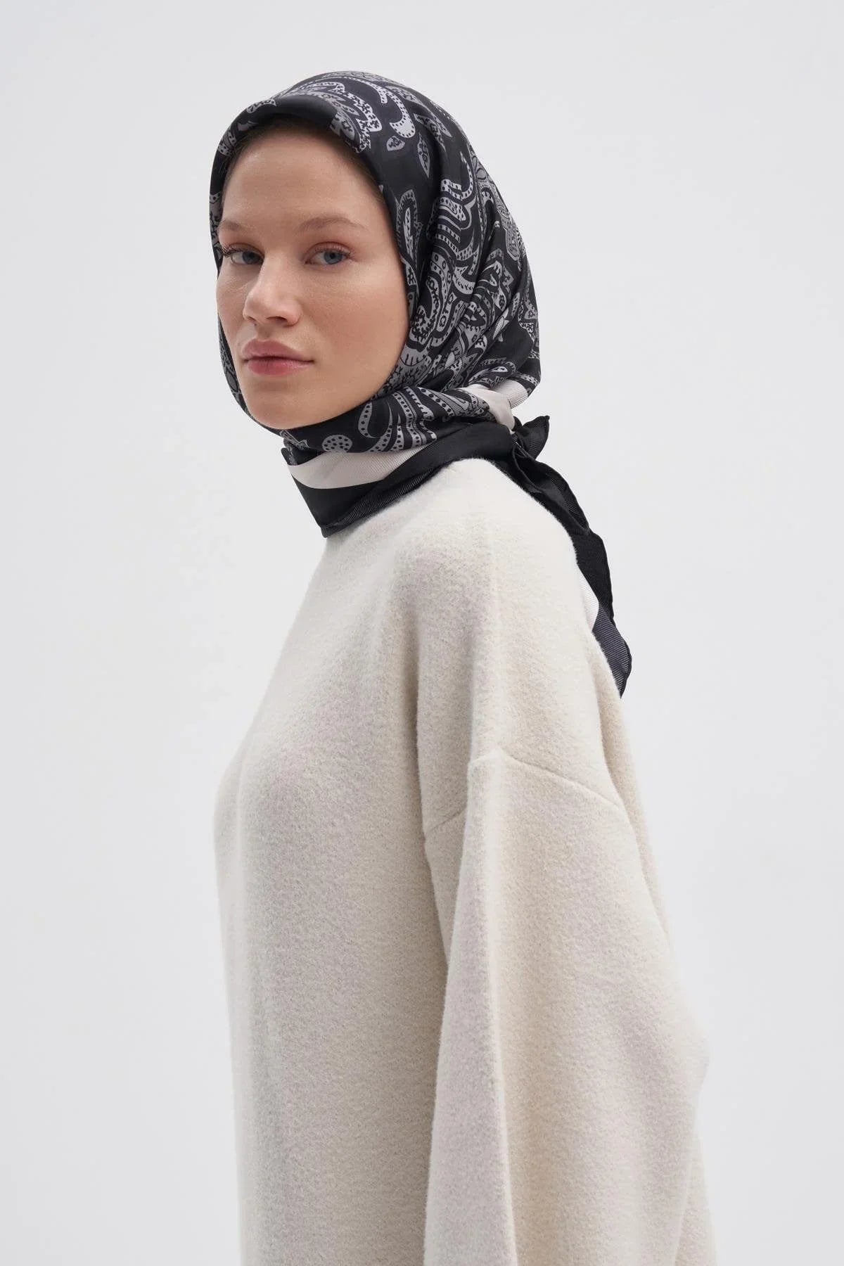 Etnic Black Mulbary Silk Square Scarf