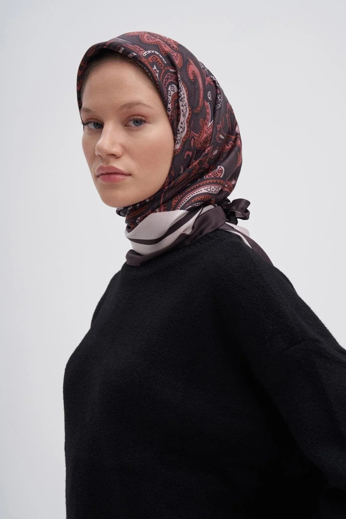 Etnic Brurgundy Mulbary Silk Square Scarf