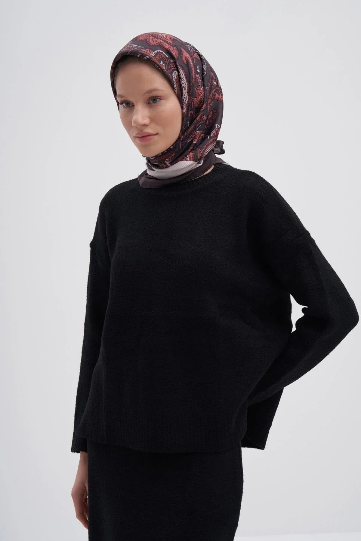 Etnic Brurgundy Mulbary Silk Square Scarf