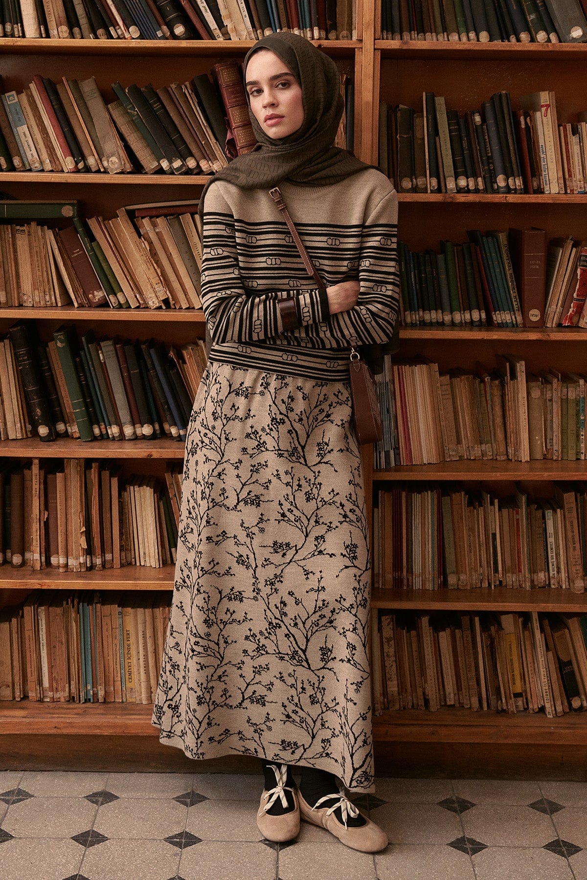 exclusive-soft-patterned-knit-skirt-set-3793.jpg