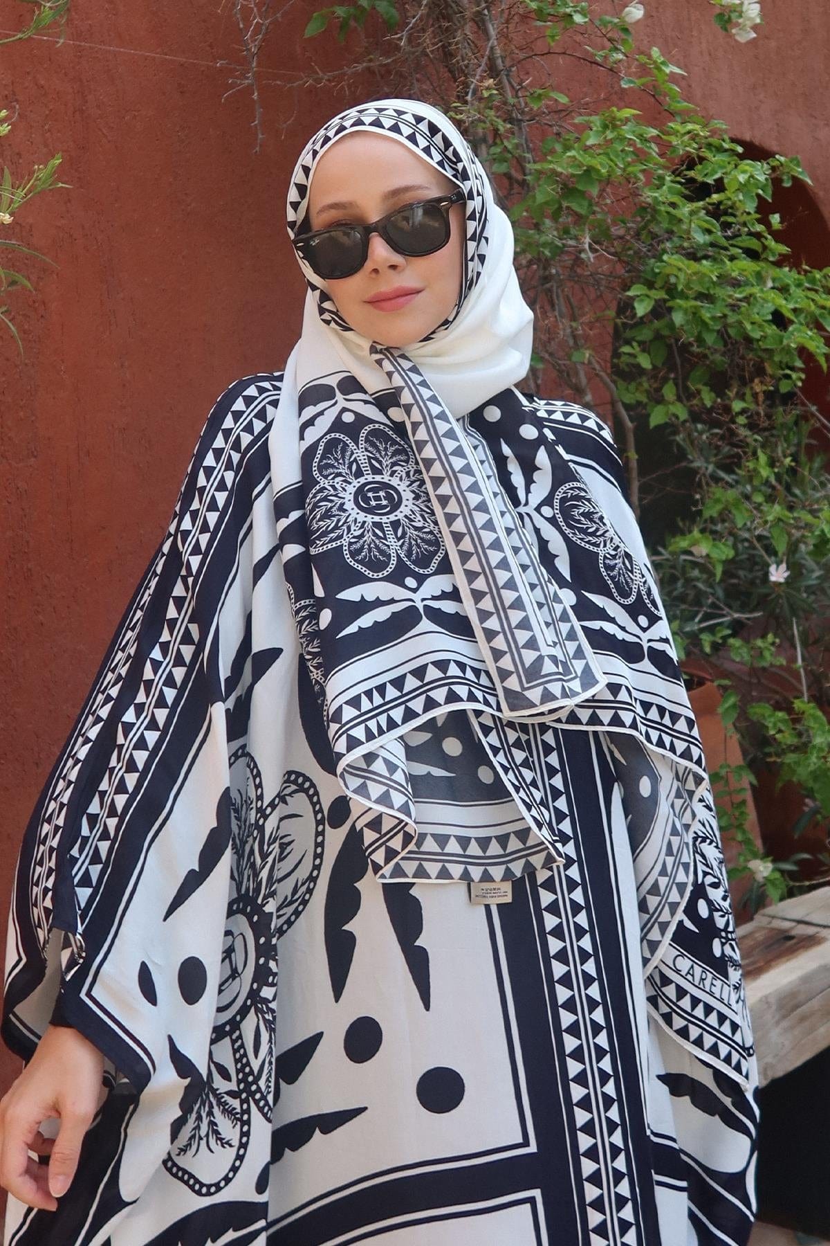 feyza-hakyemez-s-choice-atlas-monogram-viscose-scarf-ecru-1415_9f740349-cb67-47b5-9f77-17e6f490bcb6.jpg