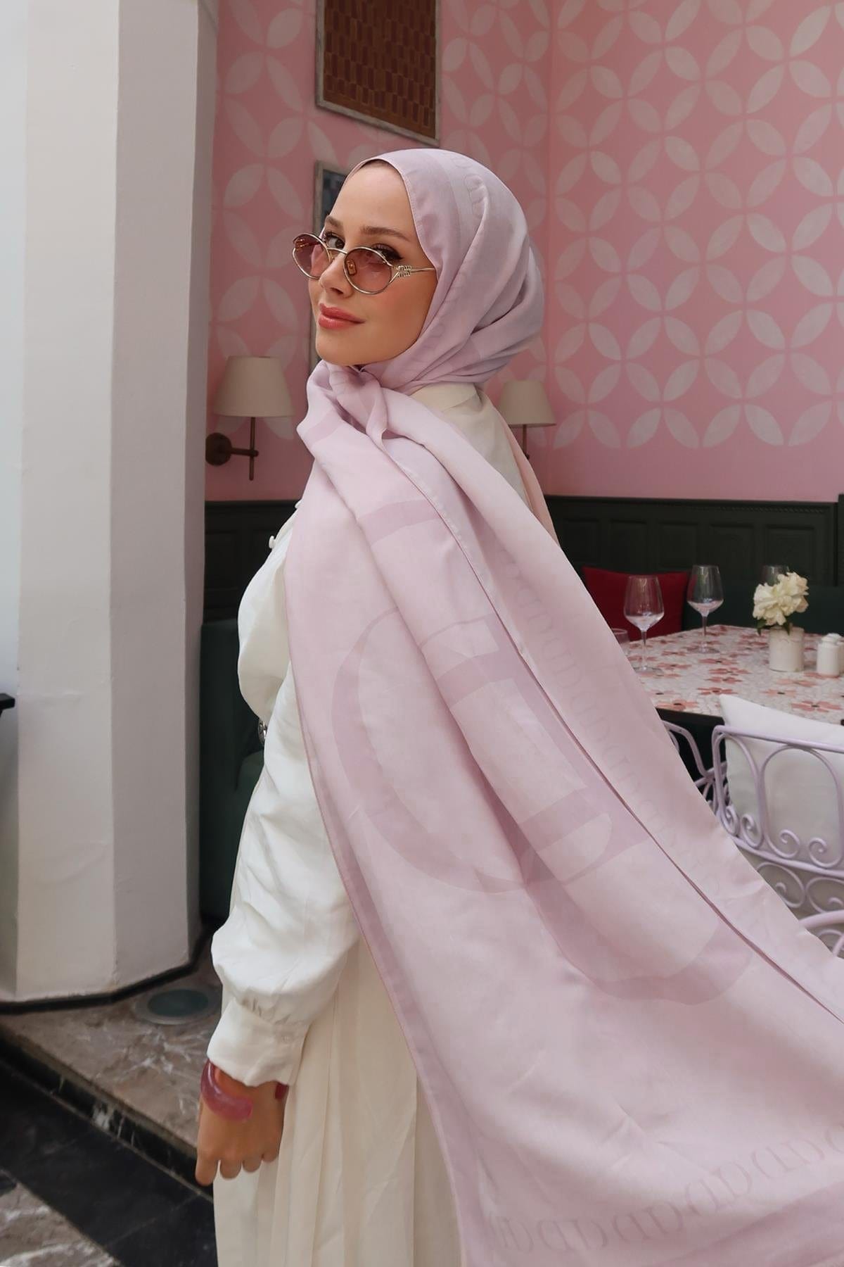 feyza-hakyemez-s-choice-aura-monogram-viscose-scarf-powder-pink-1464.jpg