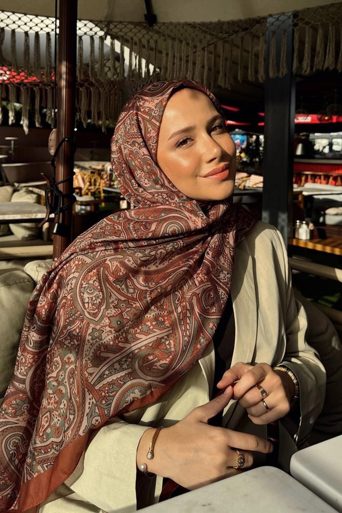 feyza-hakyemez-s-choice-ephesus-nilla-cotton-scarf-tile-3146.jpg