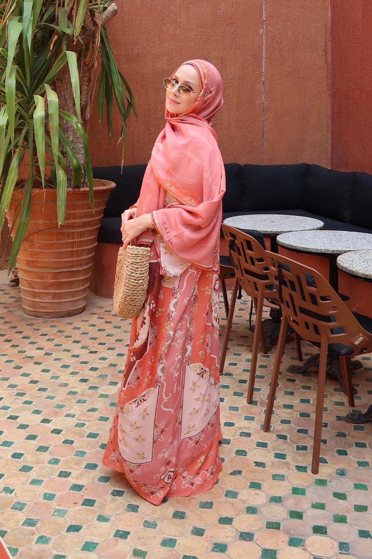 feyza-hakyemez-s-choice-maknesa-viscose-kaftan-coral-1556.jpg