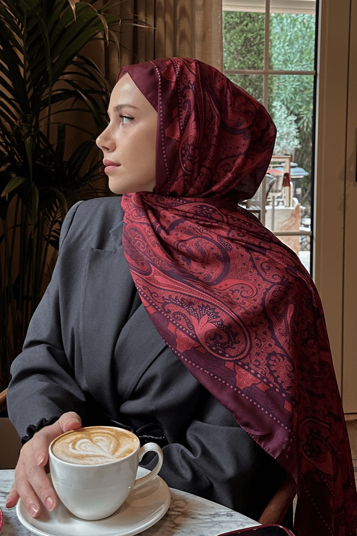 feyza-hakyemez-s-choice-marni-nilla-cotton-scarf-burgund-3527.png