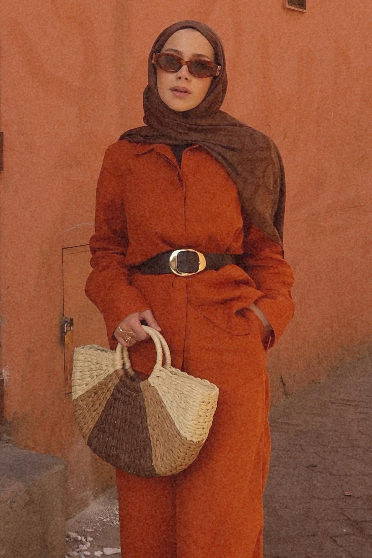 feyza-hakyemez-s-choice-woven-pattern-straw-bag-1677_b6b97649-8d0f-4847-a285-7a91bdd60234.jpg