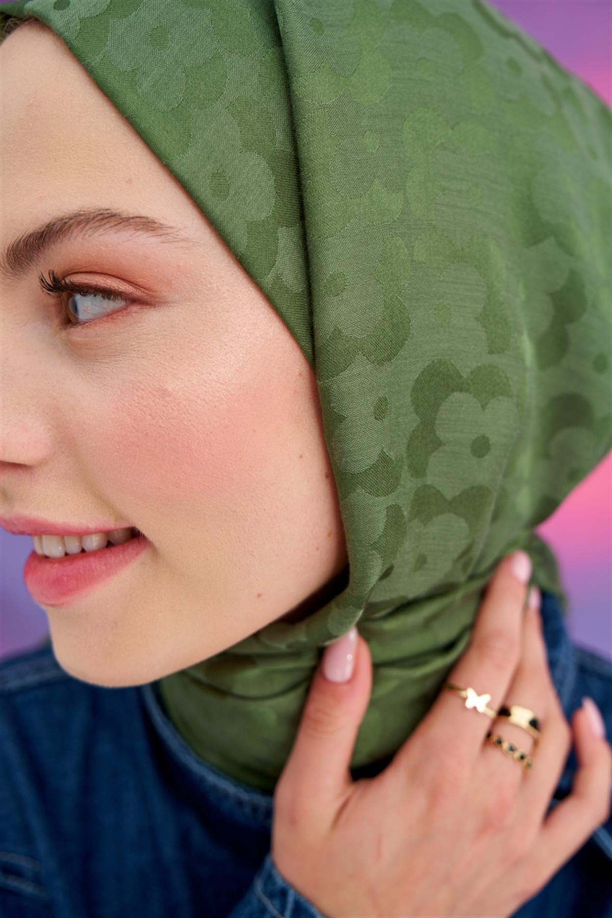 Floral Pattern Jacquard Italian Silk Scarf Evergreen