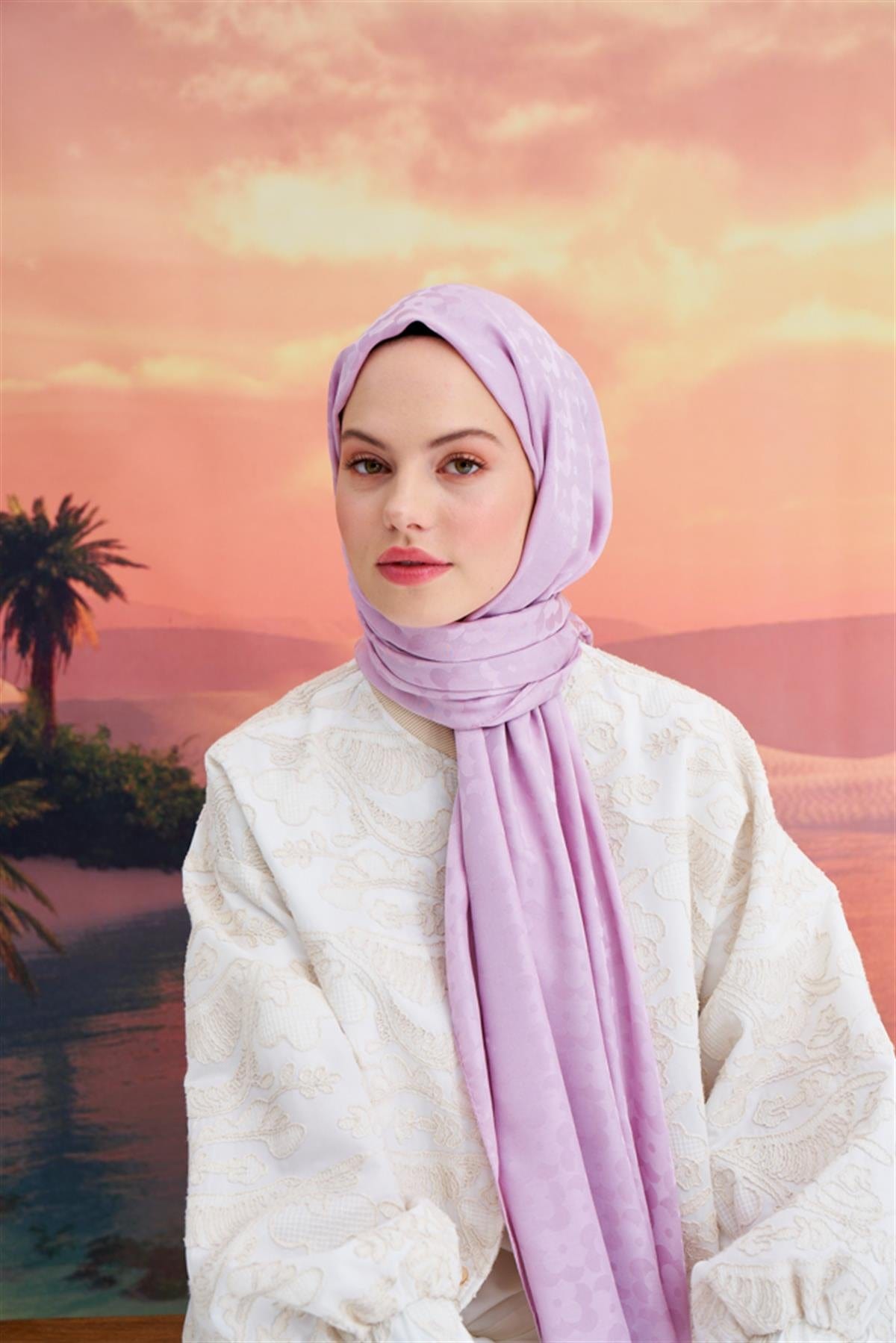 Floral Pattern Jacquard Italian Silk Scarf Lilac