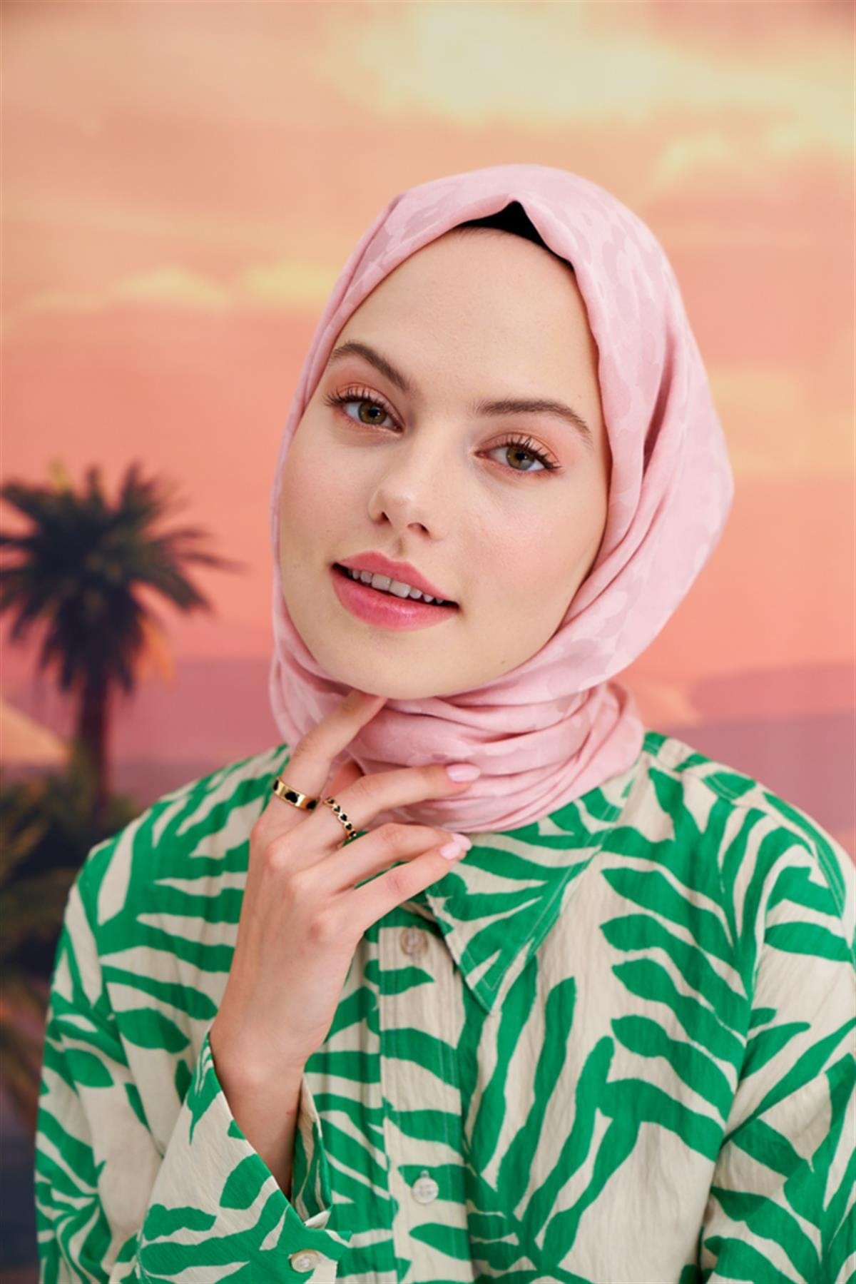 Floral Pattern Jacquard Italian Silk Scarf Powder Pink