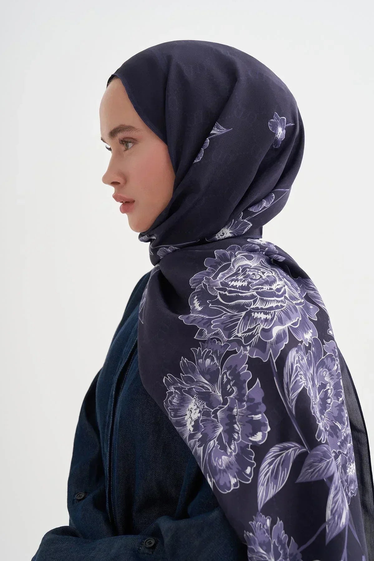 floriva-monogram-viscose-scarf-dark-purple-4012 - Carell Hijab