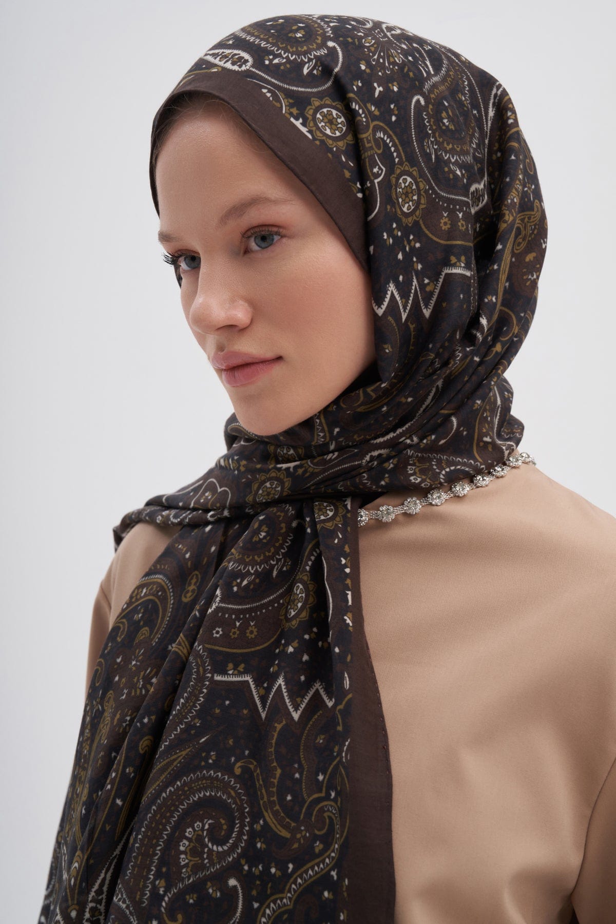 Flow Early Silk Scarf Dark Brown