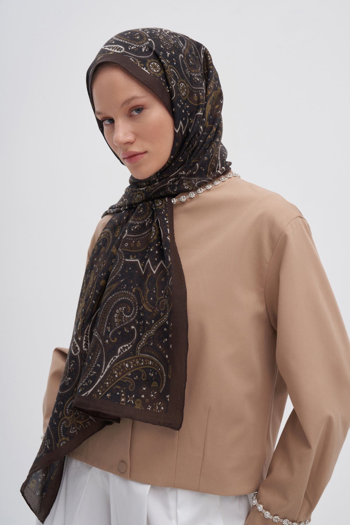 Flow Early Silk Scarf Dark Brown