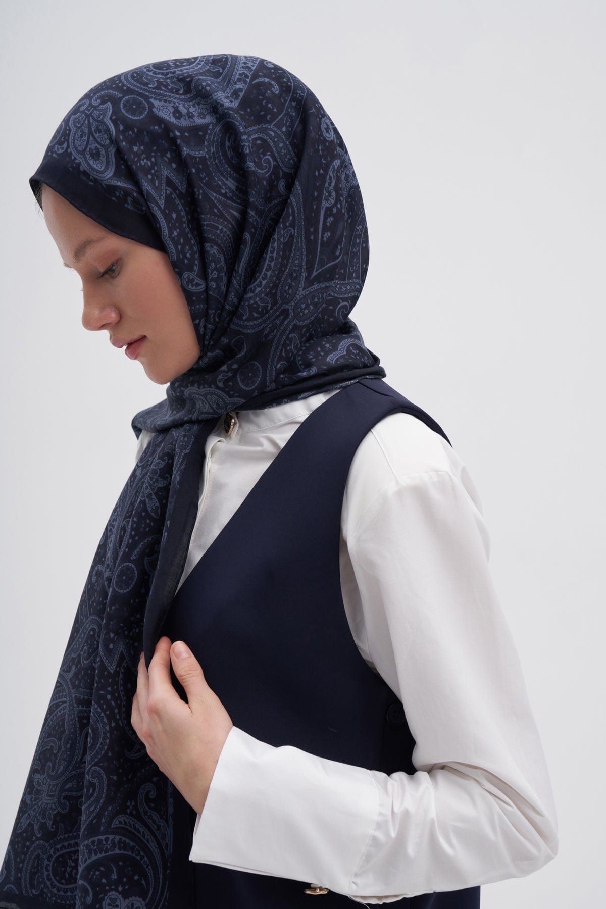 Flow Early Silk Scarf Indigo