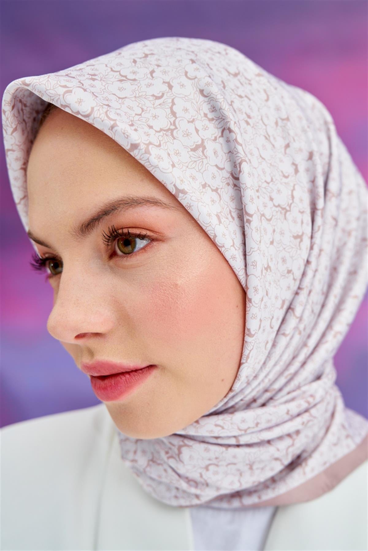 Flower Pattern Twill Square Scarf Mink