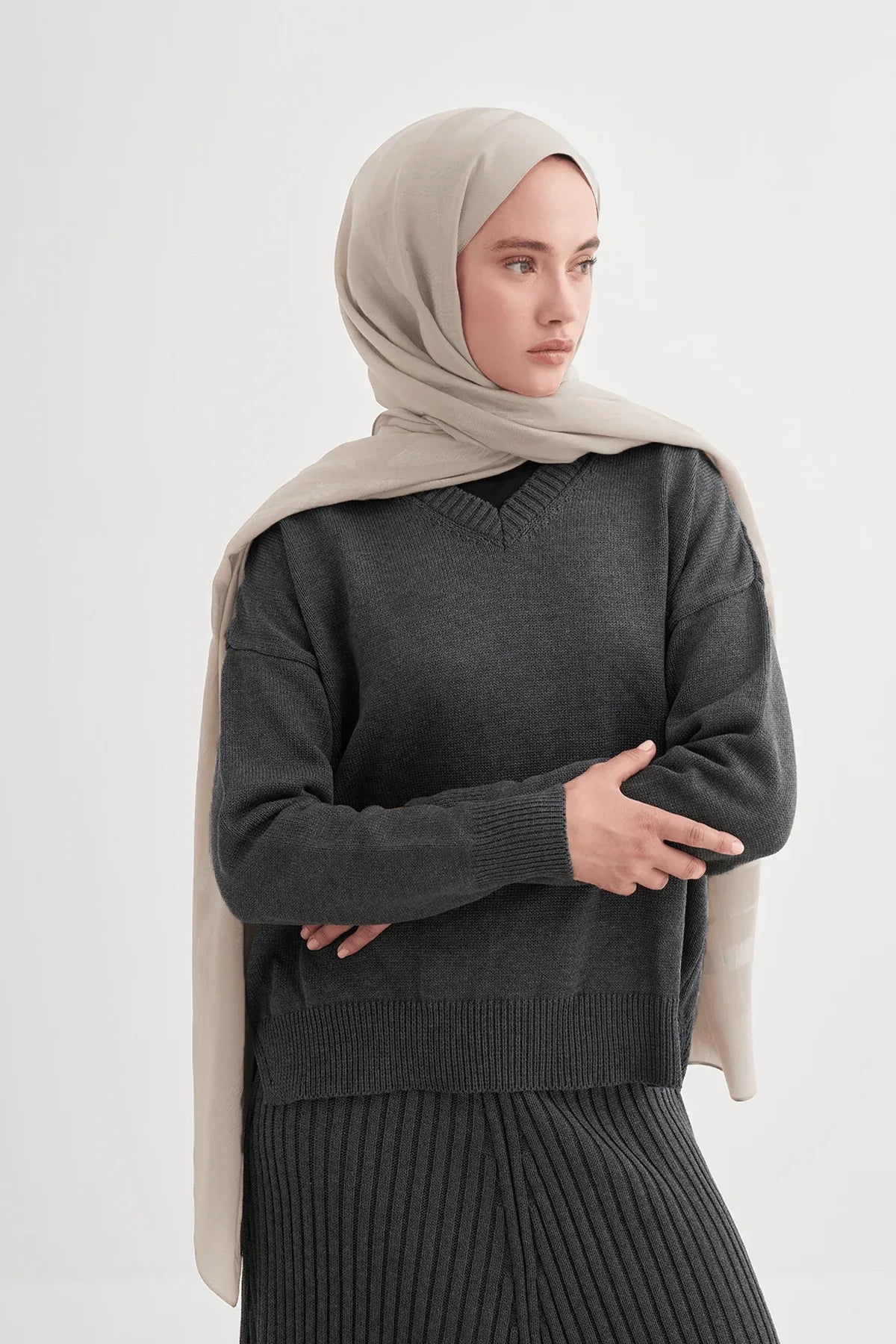 geometric-pattern-liora-cotton-scarf-silver-5511 - Carell Hijab