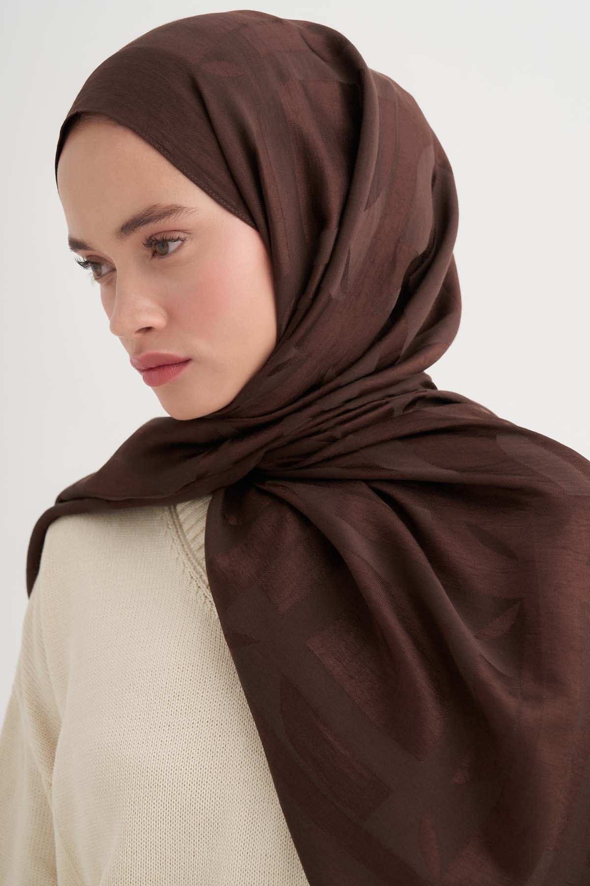 geometrik-pattern-liora-cottton-scarf-dark-brown-3700.jpg