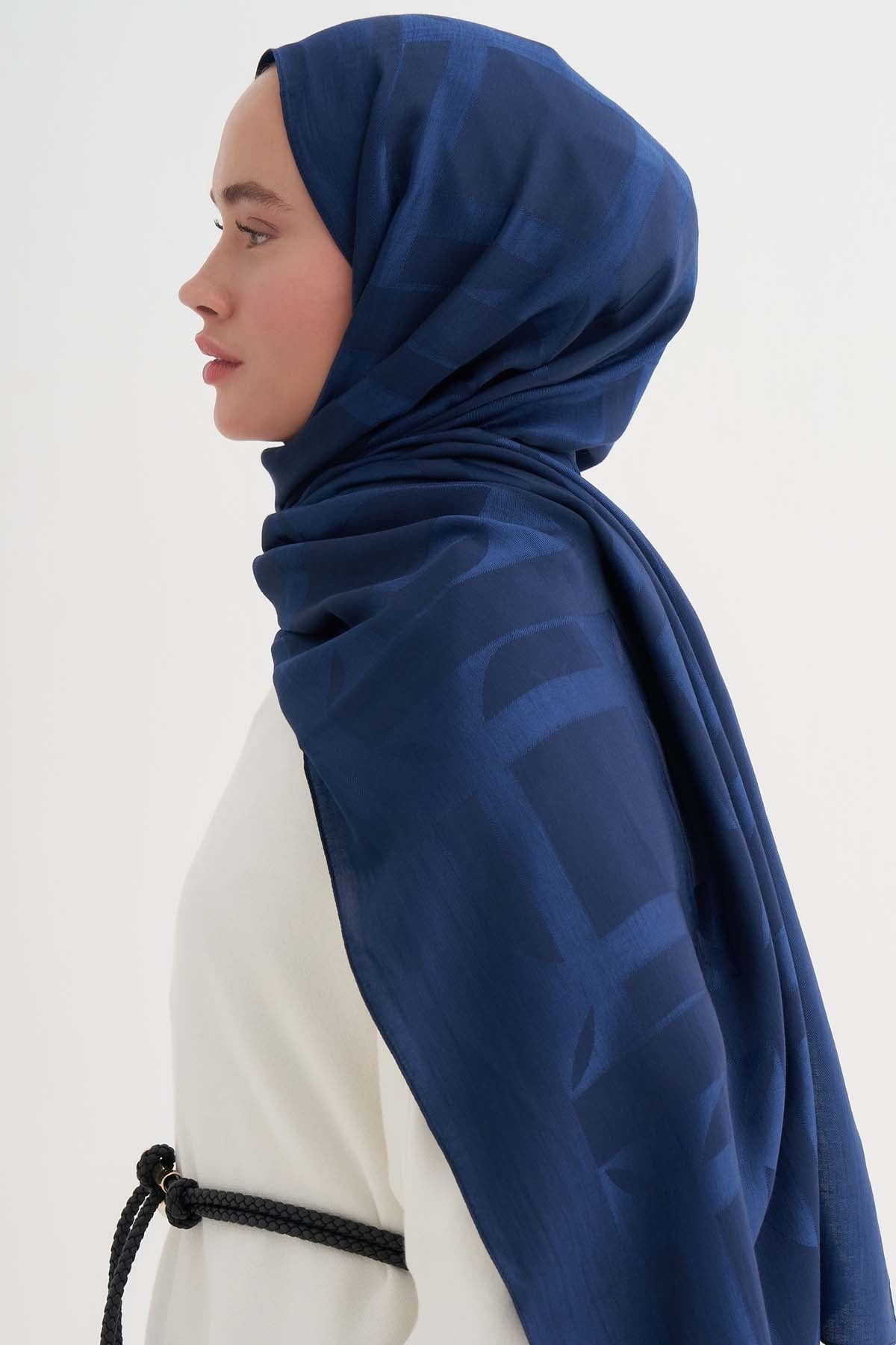 geometrik-pattern-liora-cottton-scarf-deep-blue-3742.jpg