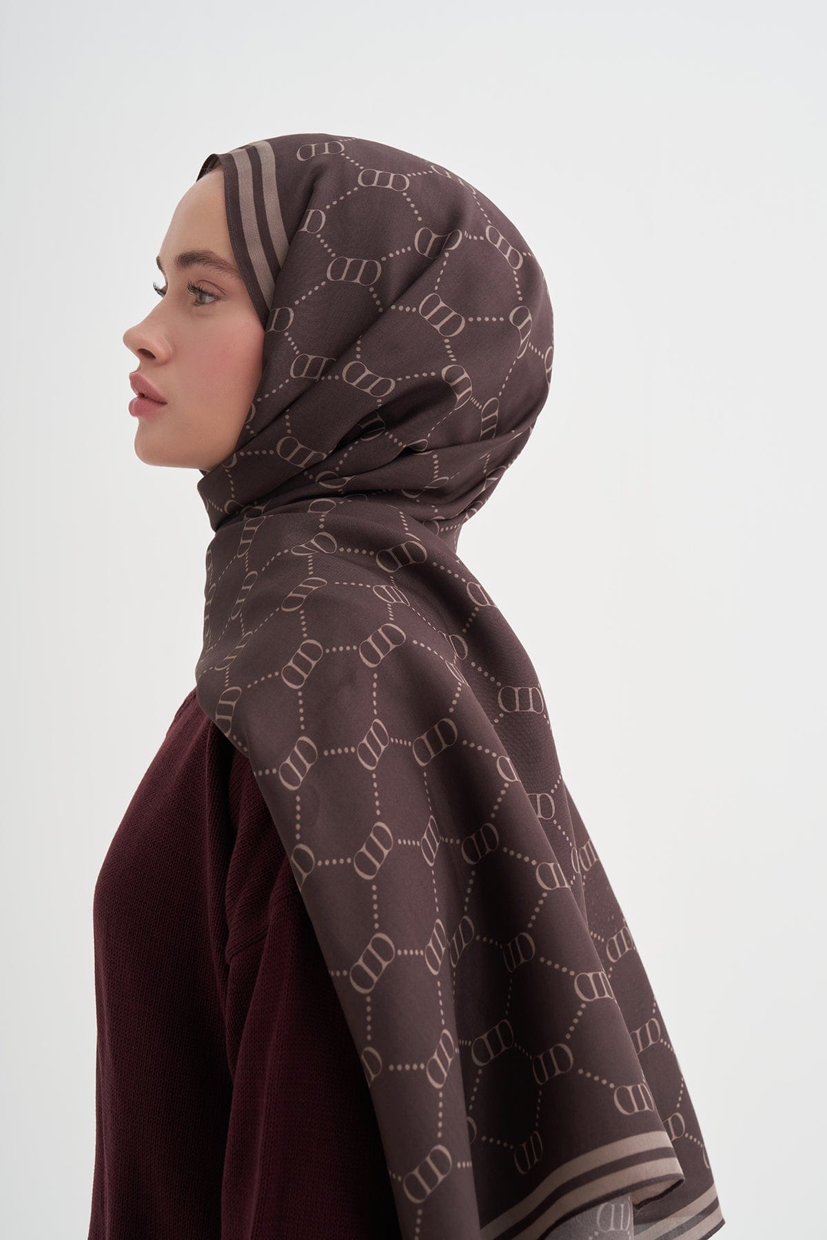 grace-monogram-viscose-scarf-dark-brown-3957.jpg