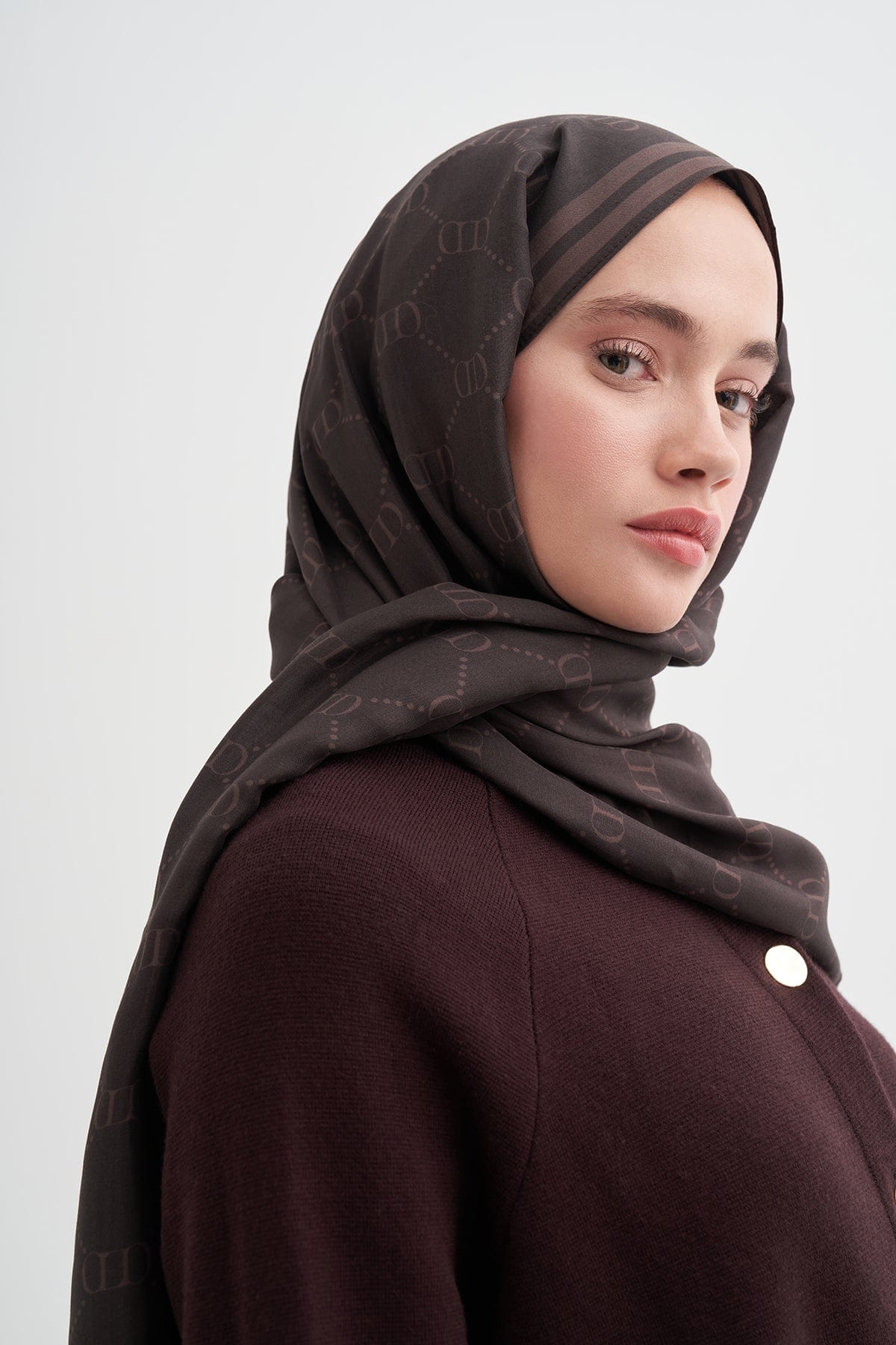 grace-monogram-viscose-scarf-mocha-3973.jpg