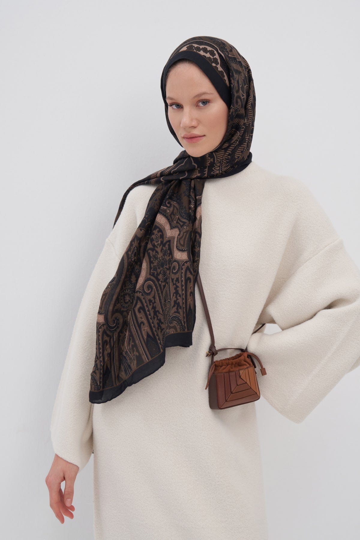 Harmony Early Silk Scarf Milk Coffee