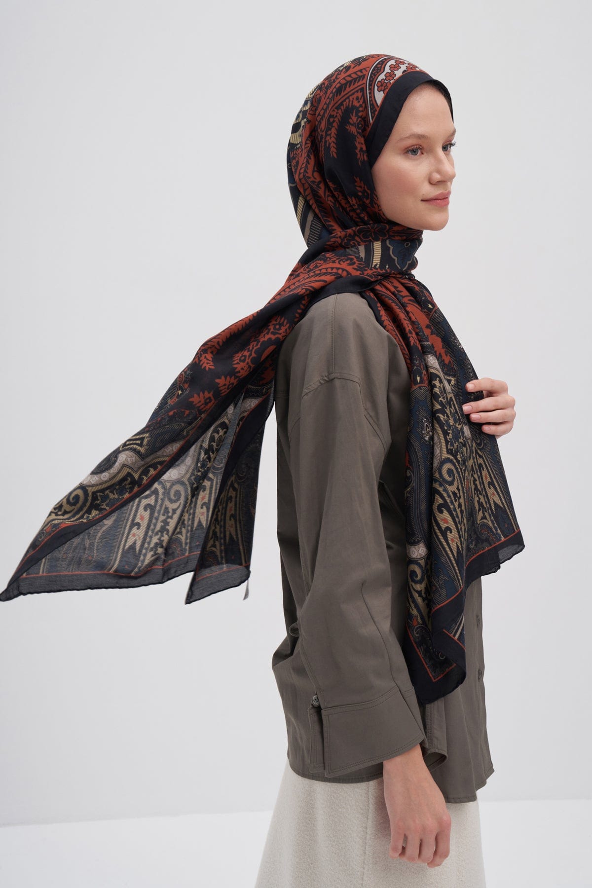 harmony-early-silk-scarf-tile-2755.jpg
