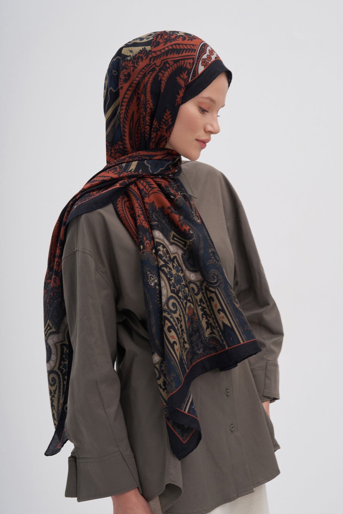 Harmony Early Silk Scarf Tile