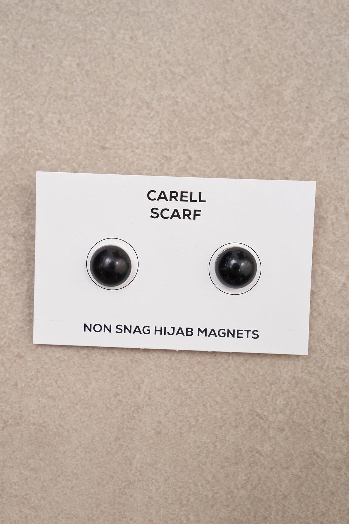 hijab-magnet-2096.jpg