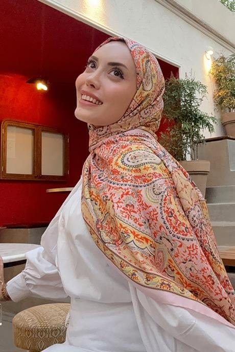 hilal-s-choice-sunset-comfy-silk-scarf-113.jpg