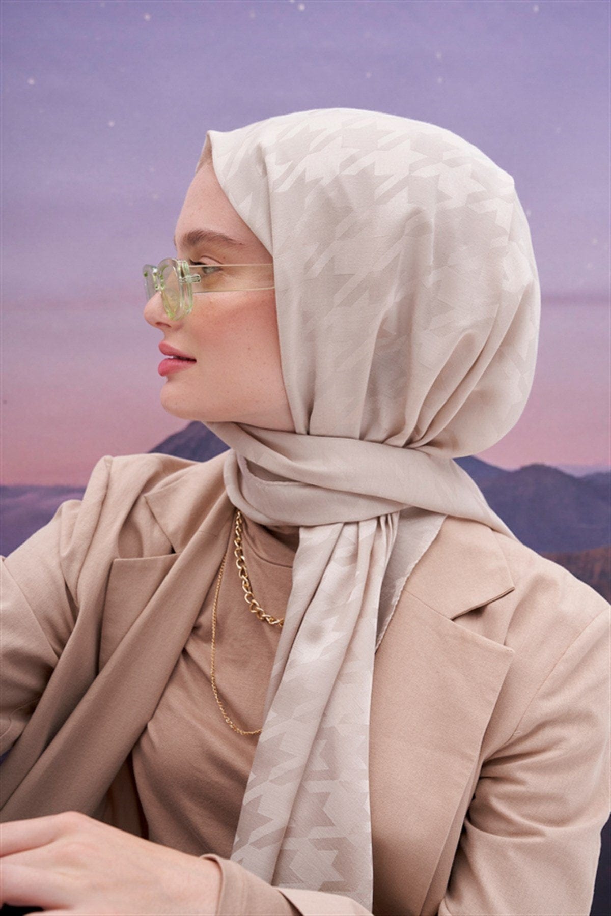 Houndstooth Jacquard Italian Silk Scarf Camel