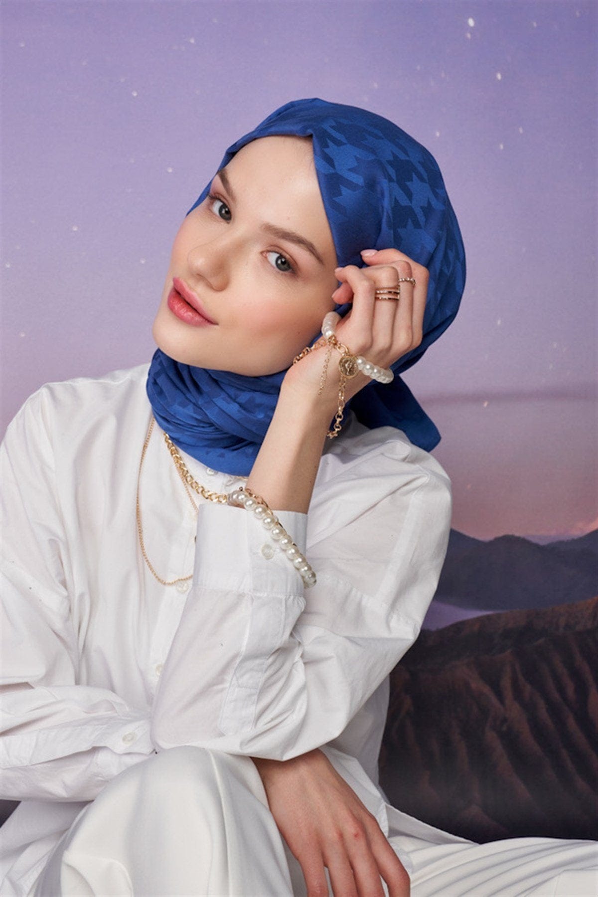 Houndstooth Jacquard Italian Silk Scarf Indigo