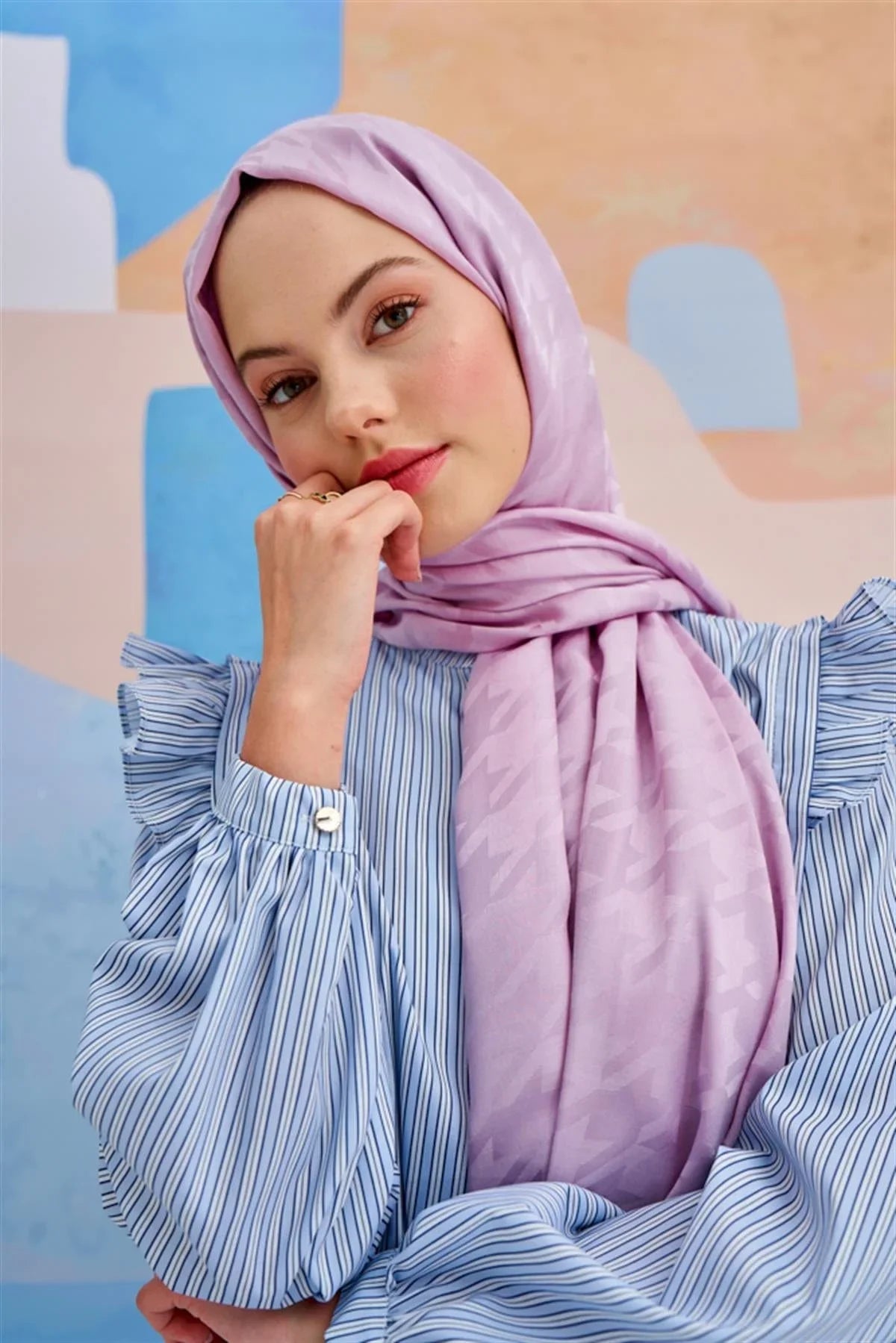 Houndstooth Jacquard Italian Silk Scarf Lilac