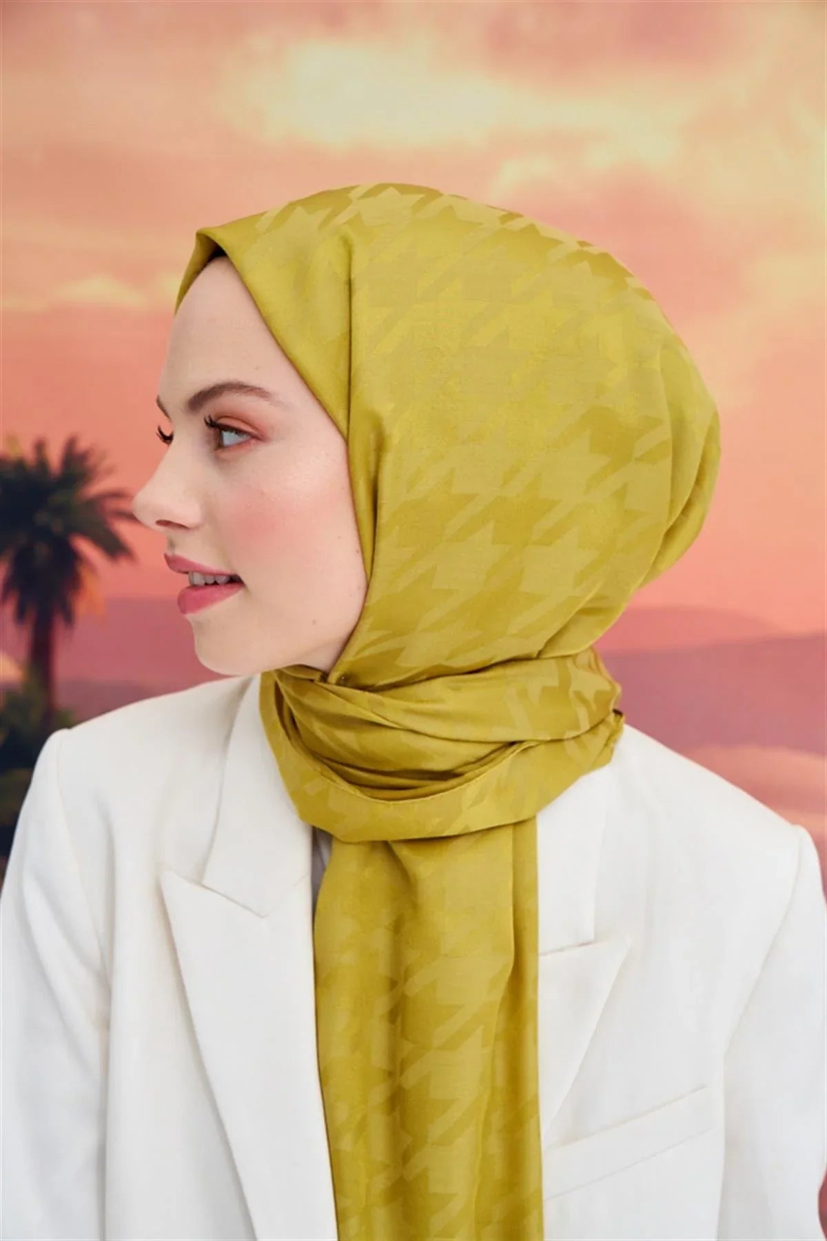 Houndstooth Jacquard Italian Silk Scarf Mustard