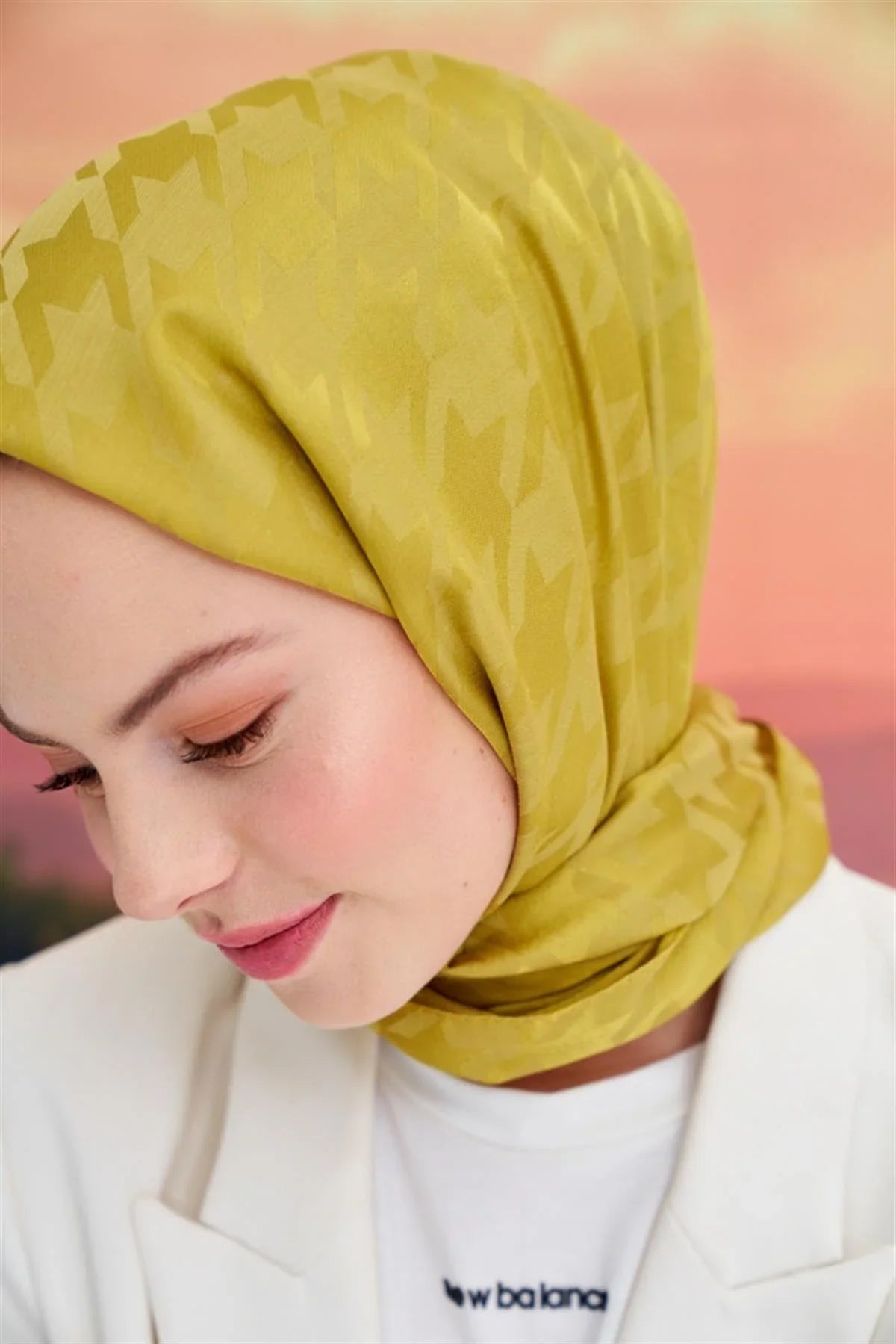 Houndstooth Jacquard Italian Silk Scarf Mustard