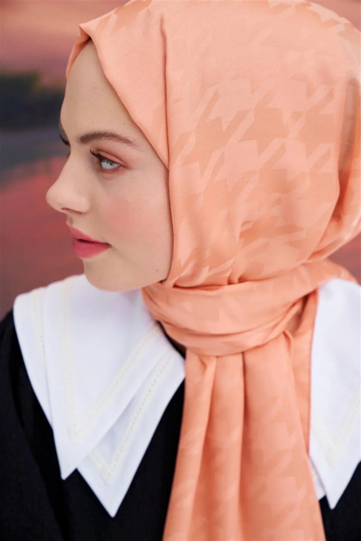 Houndstooth Jacquard Italian Silk Scarf Salmon