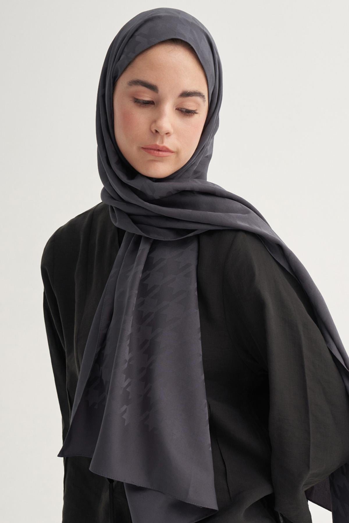 Houndstooth Pattern Cotton Silk Scarf Anthracite