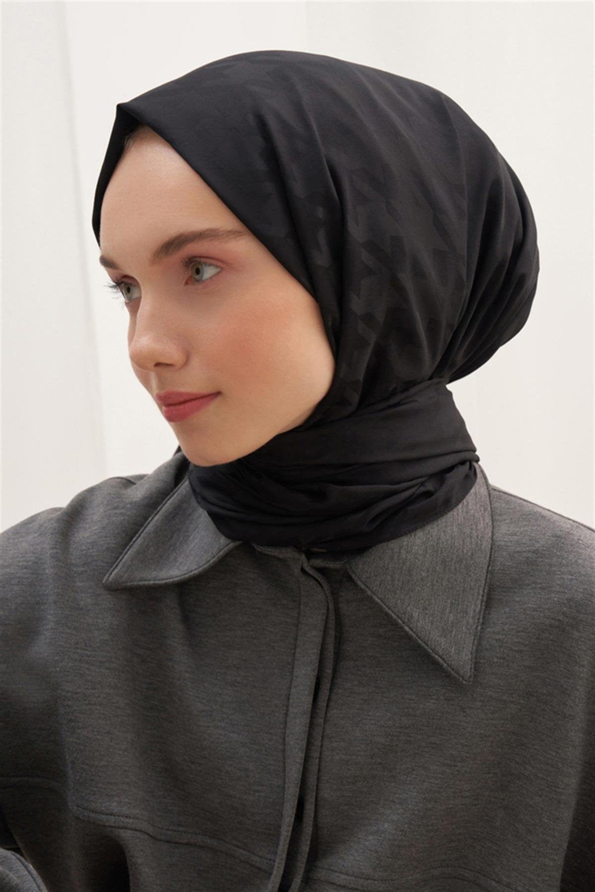 Houndstooth Pattern Cotton Silk Scarf Black